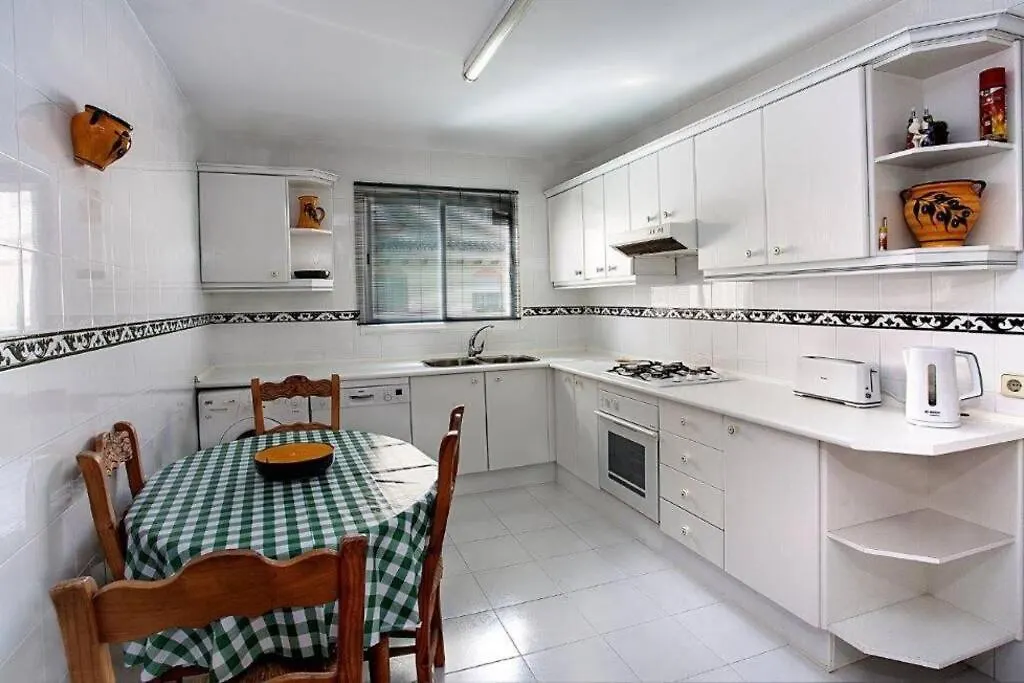 Front Line Beach Apartment, Close To Everything.. Estepona Apartment